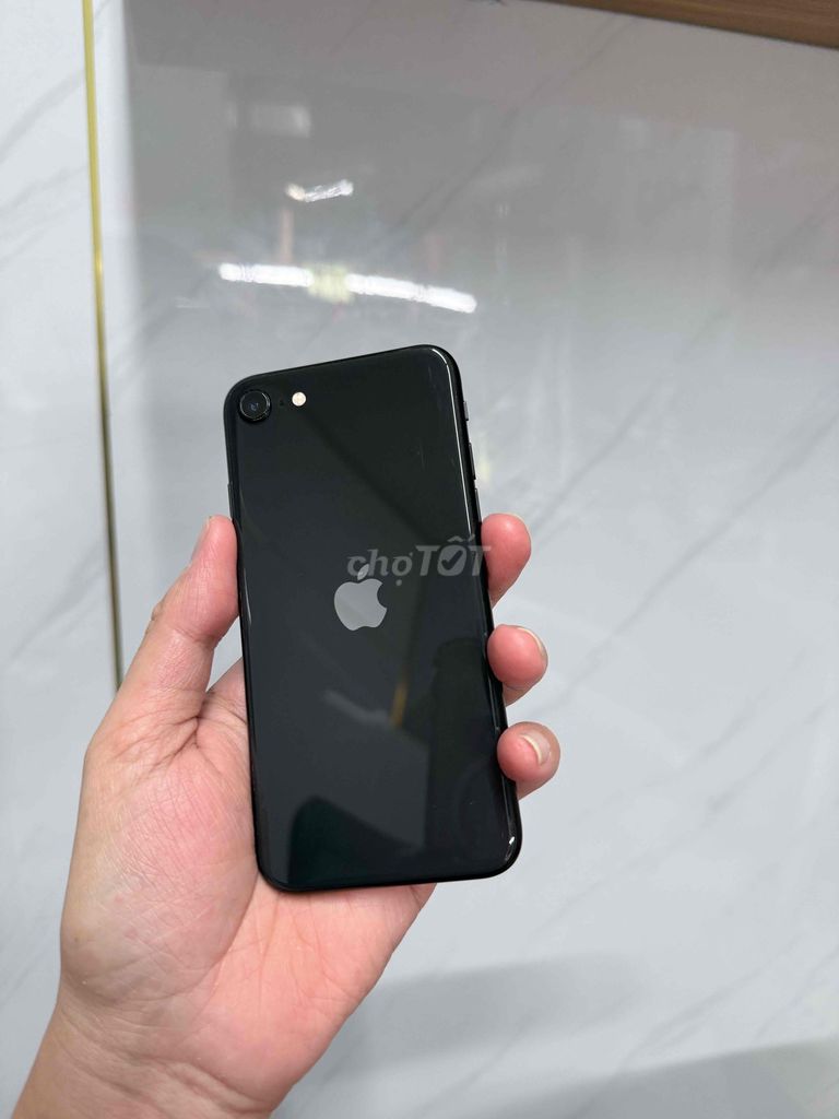 Apple iPhone SE 2020 64GB Đen. Mua bán Điện thoại tại Quận 6 Tp Hồ Chí Minh được đăng bởi Trần thanh tiền hình 1