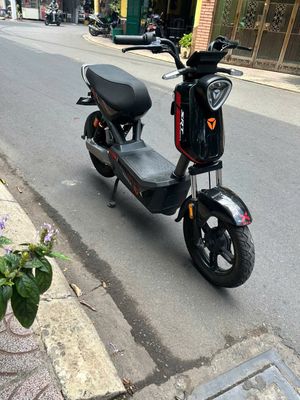 Xe điện Yadea Xbull màu Đen