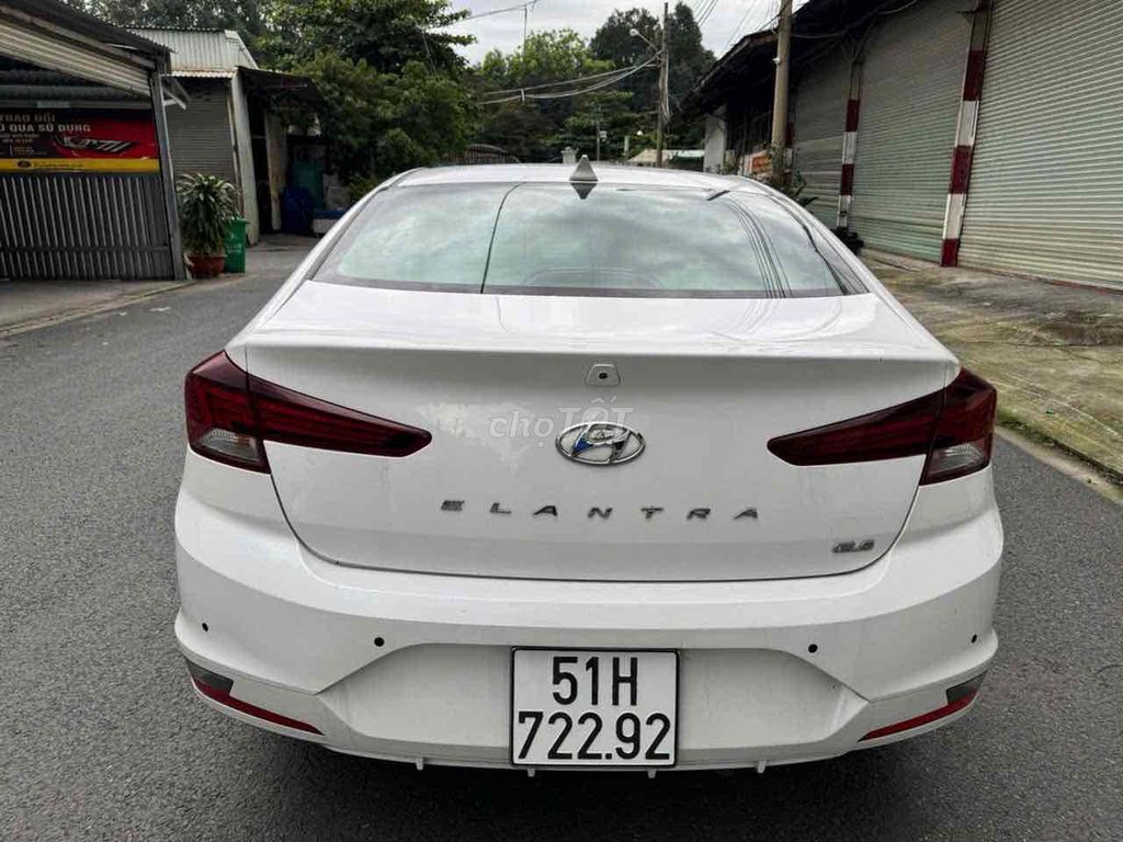 Bán Huyndai ELANTRA 2.0 GLS dkld 01/2020 , trắng. Mua bán Ô tô tại Quận Bình Tân Tp Hồ Chí Minh được đăng bởi MR Hiền  hình 4