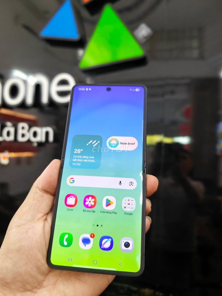 Samsung Z Flip 7 512GB có trả góp. Mua bán Điện thoại tại Quận Hải Châu Đà Nẵng được đăng bởi Your Phone hình 1