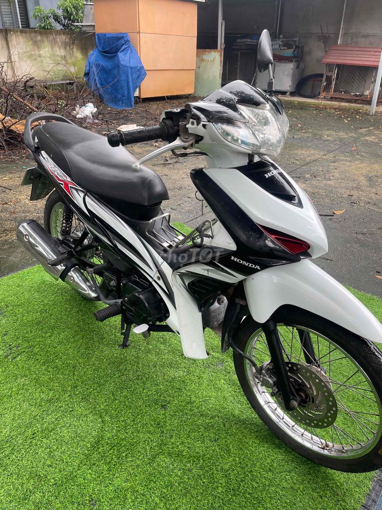 cần bán wave rsx. Mua bán Xe máy tại Thị xã Phú Mỹ Bà Rịa - Vũng Tàu được đăng bởi Lê  Thanh Hải  hình 1