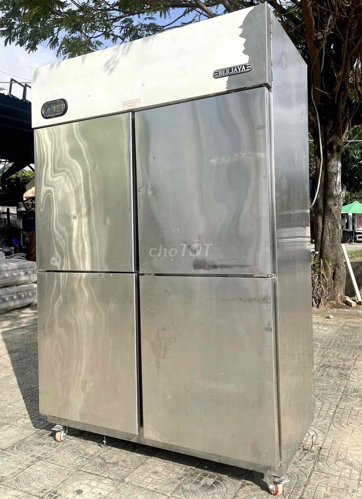 dv tủ đông 4 cánh inox