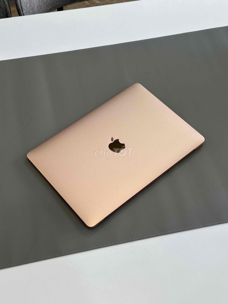 Apple Macbook Air 2018 Vàng hồng. Mua bán Laptop tại Thành phố Cà Mau Cà Mau được đăng bởi Thanh phong  hình 1