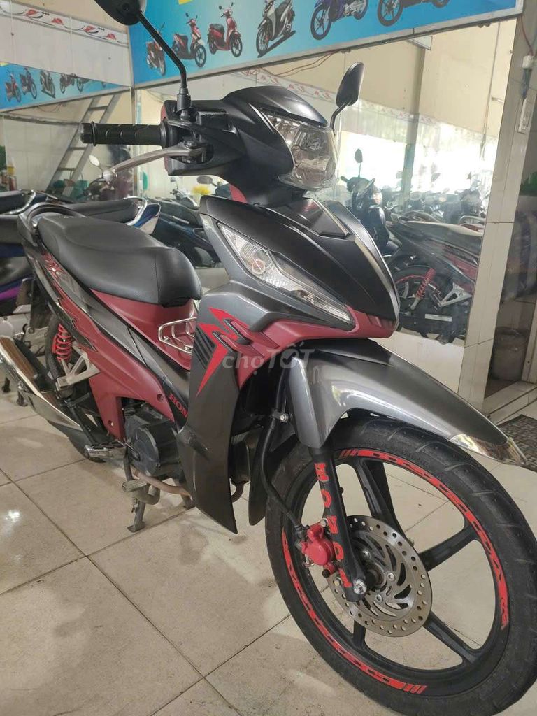 Wave rsx Fi xe dẹp ken máy rin rất êm. Mua bán Xe máy tại Thành phố Dĩ An Bình Dương được đăng bởi Cửa hàng xe máy Anh Khoa  hình 3