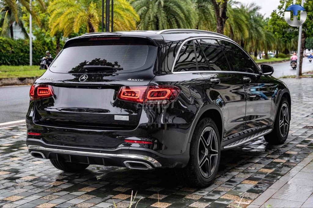 Mercedes_GLC300_AMG Sx 2022 (V1) Bank 90%. Mua bán Ô tô tại Quận 7 Tp Hồ Chí Minh được đăng bởi PHÁT ĐẠT LUXURY CAR hình 3