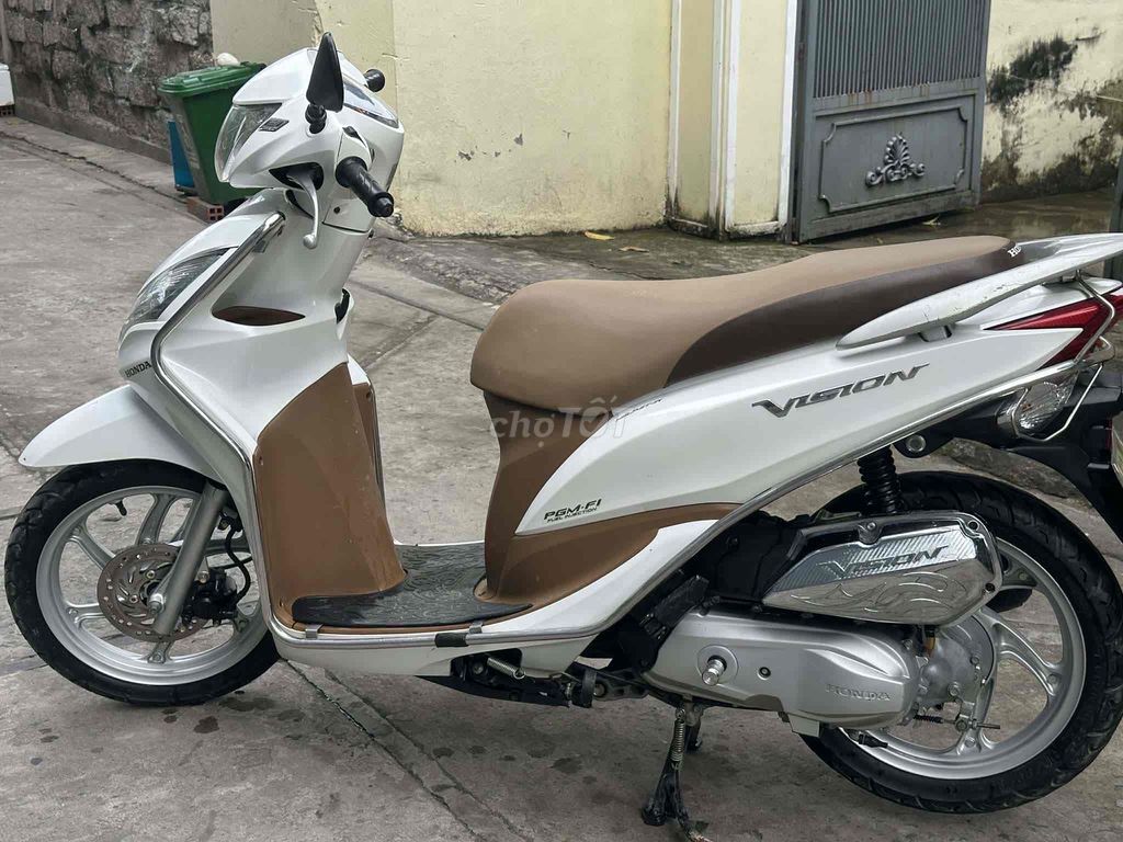 Honda Vision Fi 2013 Zin100% SD39000km bs.tp Vip. Mua bán Xe máy tại Quận Bình Tân Tp Hồ Chí Minh được đăng bởi Anh khuê hình 2