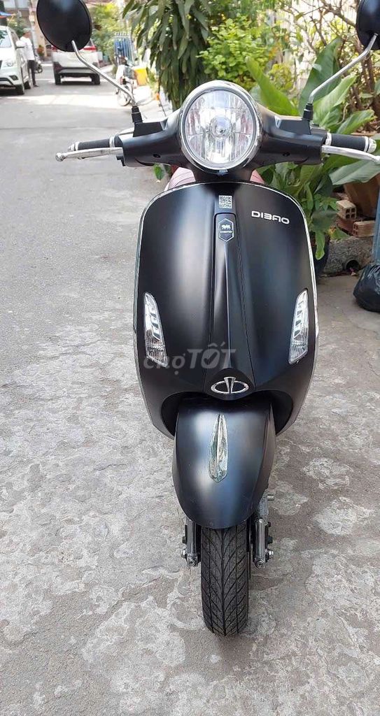 Xe điện kiểu dáng vespa mới 99%