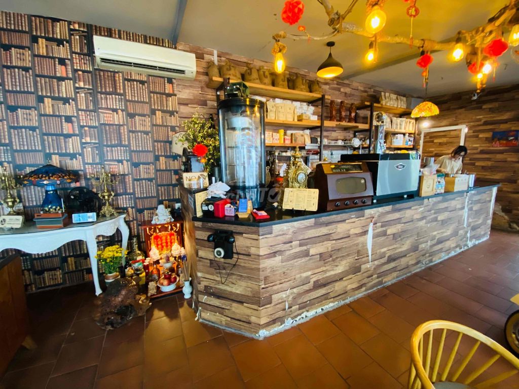 Sang Tiệm Cafe Q7 Kế Bên Viettopia