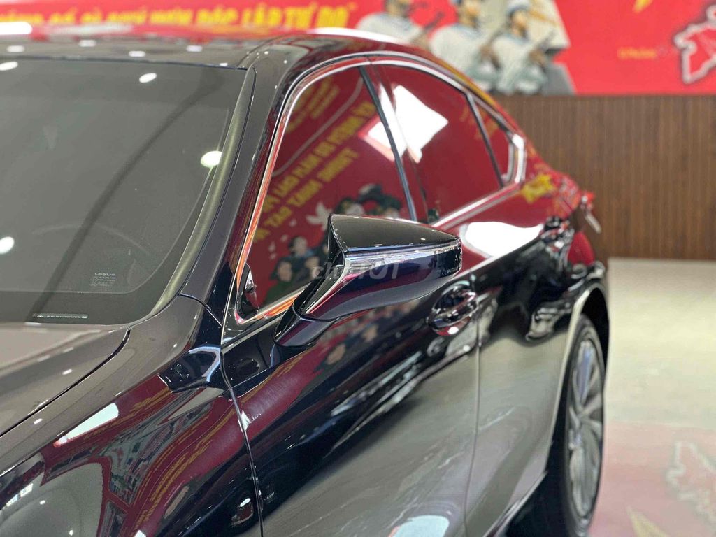 Lexus ES 2021 250 - 85000 km. Mua bán Ô tô tại Thành phố Thủ Đức Tp Hồ Chí Minh được đăng bởi Nguyễn Minh Huy hình 5