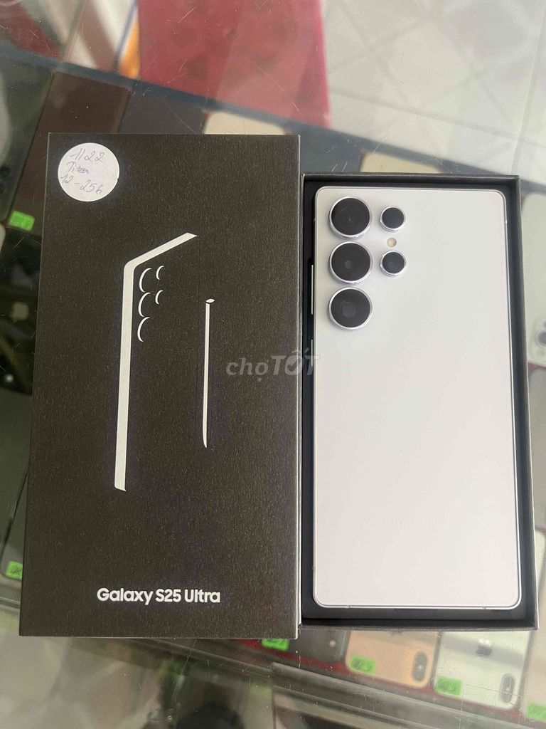 Samsung S25 Ultra 256GB Bạc 99 BH 08/2026 TGDĐ. Mua bán Điện thoại tại Thành phố Mỹ Tho Tiền Giang được đăng bởi Sanh Phone hình 1