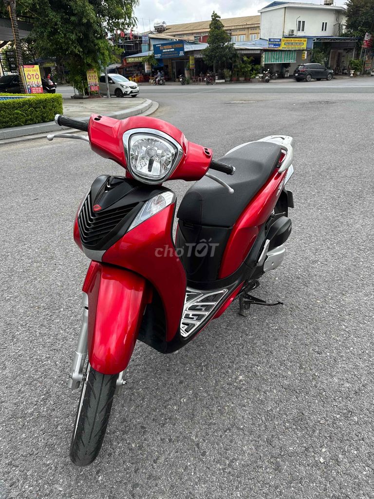 Honda SH Mode 2016 Красный Вьетнам