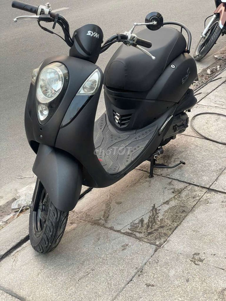 Tay ga vespa 50cc2020 mới 90% Bstp chính chủ. Mua bán Xe máy tại Quận Tân Phú Tp Hồ Chí Minh được đăng bởi Tuanduy hình 2