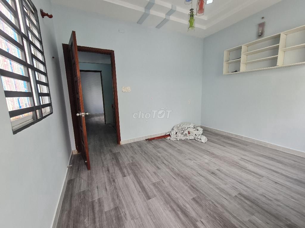 NGAY LÊ VĂN QUỚI MÃ LÒ NHÀ 3L MỚI ĐẸP - 40M2 - HOÀN CÔNG ĐỦ 4,7 TỶ .