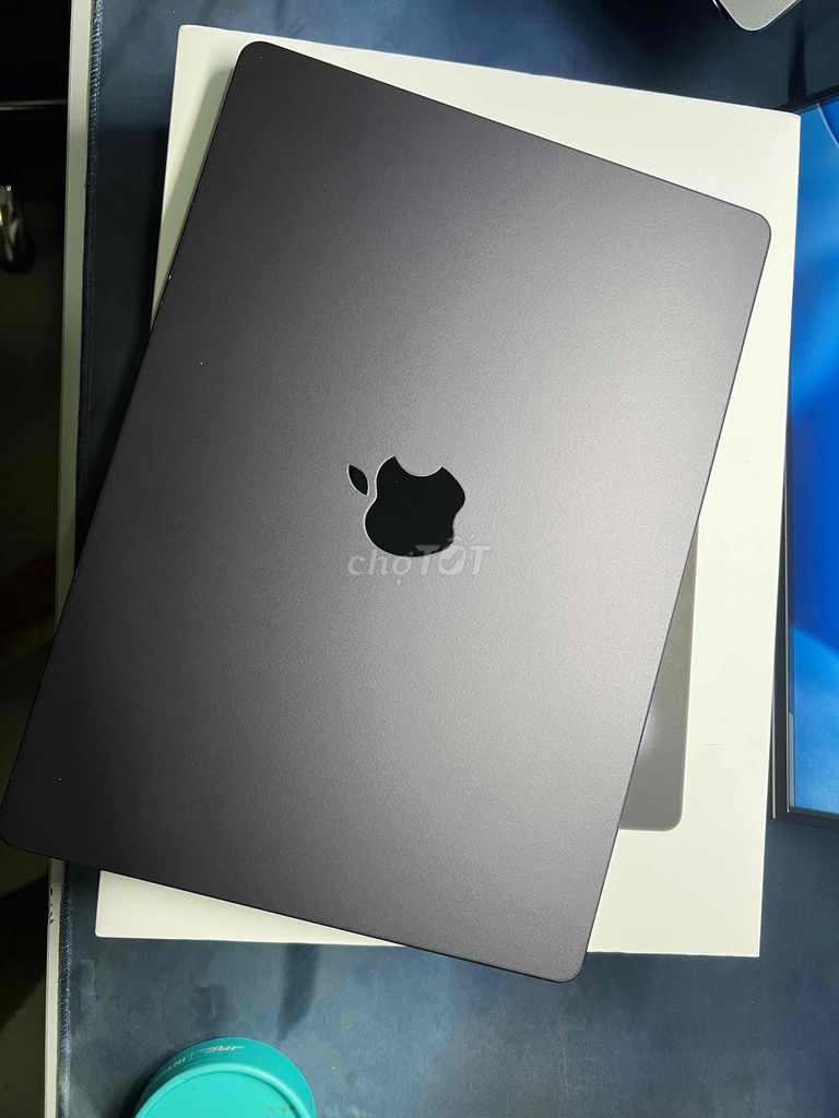 Macbook Pro M3, 18GB/512GB còn bảo hành
