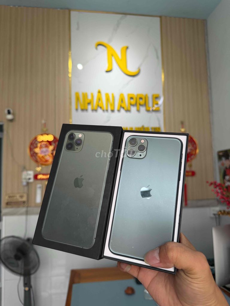 iPhone 11 Pro Max 256GB Xanh 98% Việt Nam!. Mua bán Điện thoại tại Thành phố Cà Mau Cà Mau được đăng bởi NHAN APPLE hình 1