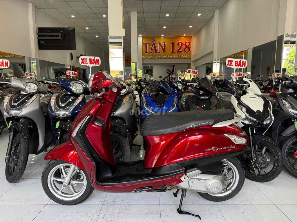 GRANDE 2017. Xe Zin - Máy Zin Cực Êm. BS 68. Mua bán Xe máy tại Thành phố Rạch Giá Kiên Giang được đăng bởi XE MÁY CŨ TÂN 128 hình 2