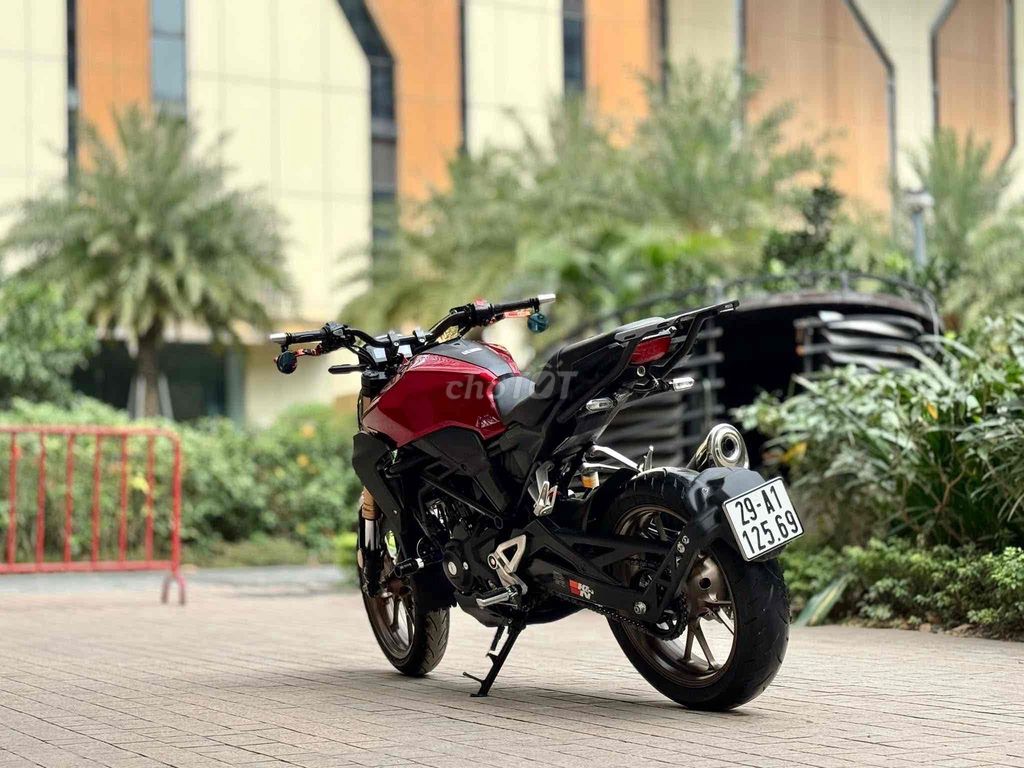 Honda CB 300R 2021 Đỏ 13.000km. Mua bán Xe máy tại Quận Cầu Giấy Hà Nội được đăng bởi Tuấn Việt Motor hình 3