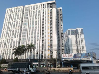 Bán gấp căn hộ City Tower 3PN, căn góc đẹp, view hồ bơi & công viên