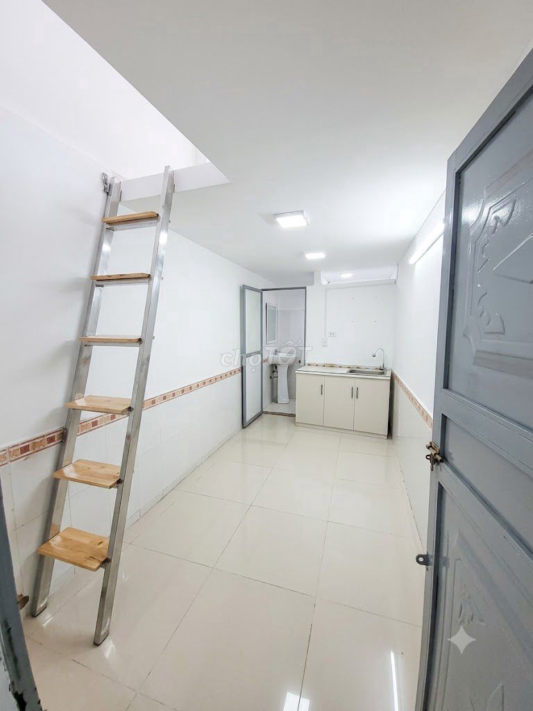 CÒN 10P DUPLEX NHỎ XINH ĐI BỘ QUA GTVT-HUTECH-NGOẠI THƯƠNG-HỒNG BÀNG