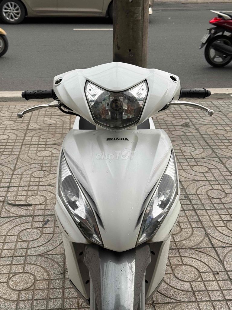 Honda Vision, белый