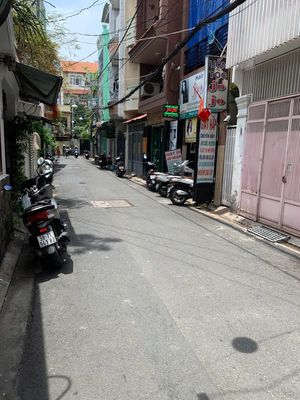 Nhà riêng 1 tấm 40m2( 4x10) 2p ngủ- Cô bắc-P. Cầu Kiệu-. 15tr/Tháng
