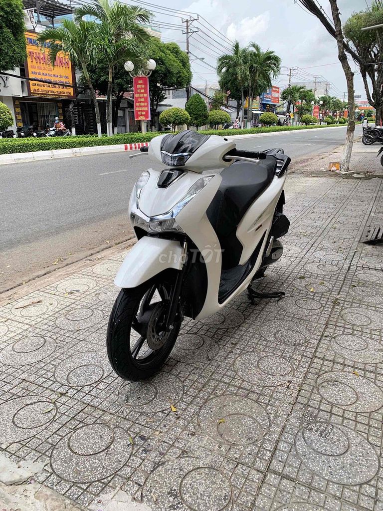 ✅✅ SH 125 CBS 2023 ODO THẤP MÁY ÊM RU VỎ THEO XE C. Mua bán Xe máy tại Thành phố Rạch Giá Kiên Giang được đăng bởi Kali  hình 5