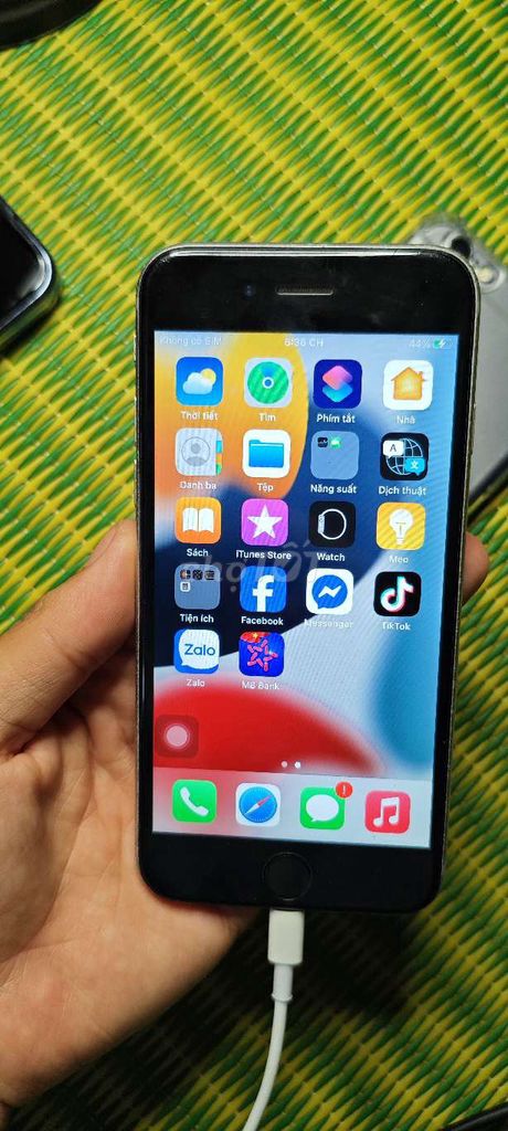 iPhone 6s 64GB Đen. Mua bán Điện thoại tại Huyện Krông Năng Đắk Lắk được đăng bởi Việt Bán Điện Thoại Cỏ hình 1