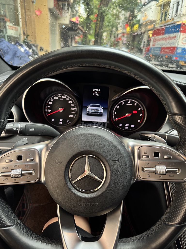 Mercedes Benz C Class 2016 C300 AMG - 50000 km. Mua bán Ô tô tại Quận Hai Bà Trưng Hà Nội được đăng bởi Mimi Nguyen hình 2