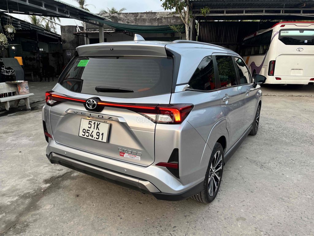 Toyota Veloz Cross 2023 - 79000 km. Mua bán Ô tô tại Quận 5 Tp Hồ Chí Minh được đăng bởi Nguyễn Cao Thái hình 3