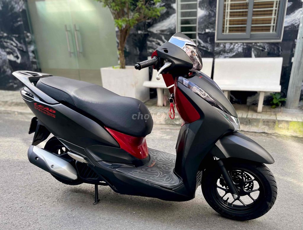 Honda Lead 125 2018 Đặc biệt Đen đỏ. Mua bán Xe máy tại Quận Gò Vấp Tp Hồ Chí Minh được đăng bởi Cầm đồ Thanh Nhật hình 2