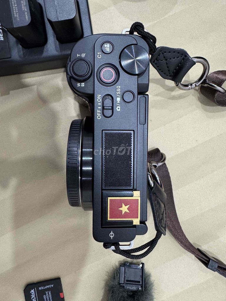 Máy ảnh Sony ZVE-10 Đen 99% mới. Mua bán Máy ảnh, Máy quay tại Quận Đống Đa Hà Nội được đăng bởi Phan Anh Official hình 1