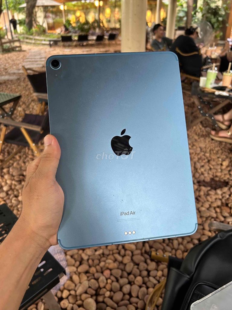 iPad Air 5 256 5G Blue 99% - Oder USA. Mua bán Máy tính bảng tại Quận Đống Đa Hà Nội được đăng bởi Hoàng Điển Trai Long hình 1