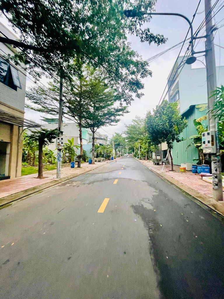 ĐẤT PHUN THỔ CƯ, KDC BÀN CỜ, 108M2, LÊ HỒNG PHONG, DĨ AN, BÌNH DƯƠNG