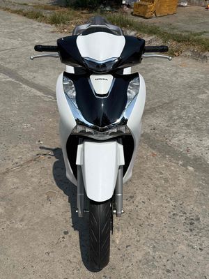 Honda SH 150 ABS Trắng