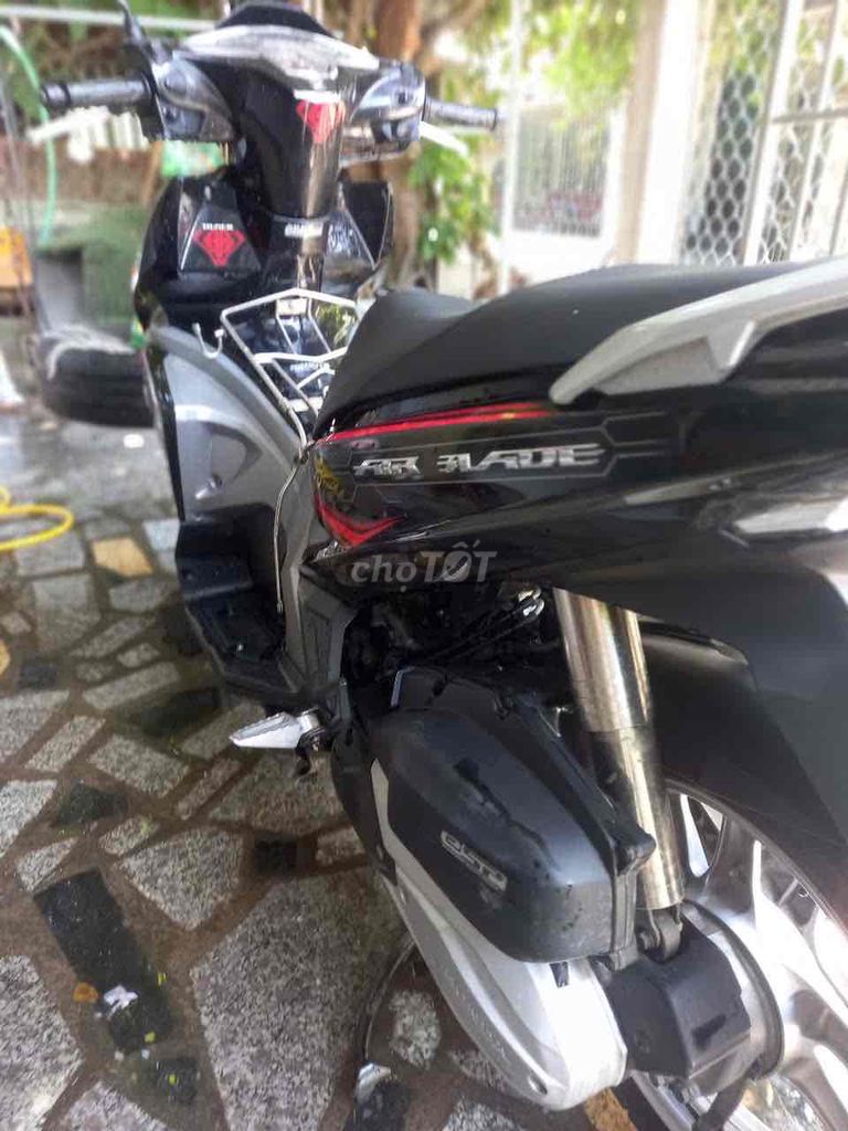 cá nhân bán xe AB125 2017bsphú yên, gtcv. Mua bán Xe máy tại Thành phố Qui Nhơn Bình Định được đăng bởi DƯƠNG HẠNH hình 1