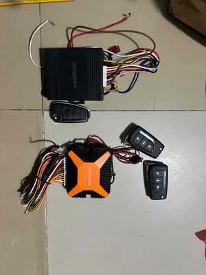 2 bộ remote điểu khiển ô tô. Mua bán Phụ tùng xe tại Thành phố Huế Thừa Thiên Huế được đăng bởi Nguyễn