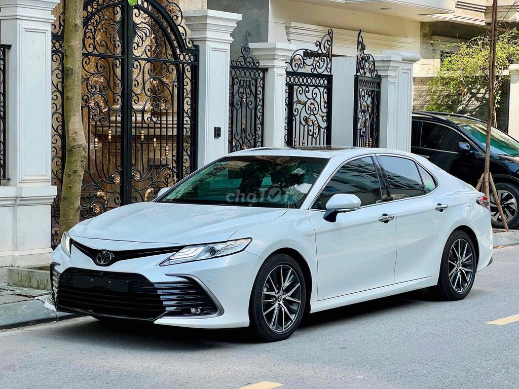 Toyota Camry 2022 2.5 Q - 29000 km