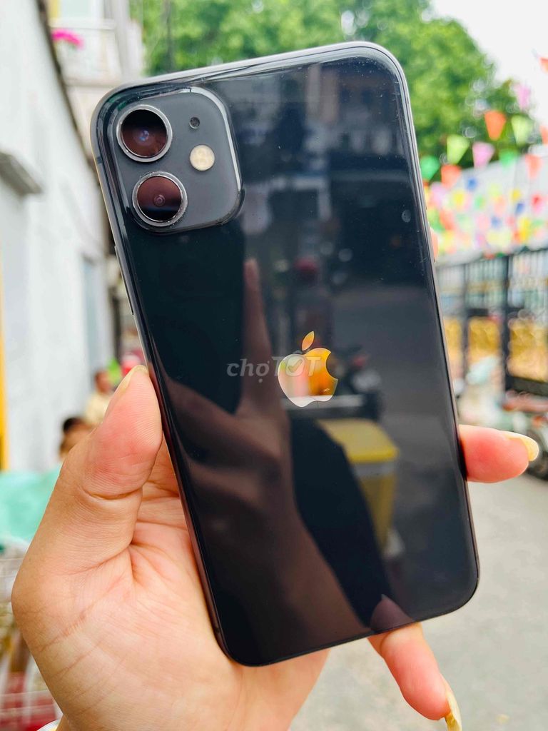 BÁN HOẶC GIAO LƯU BÙ TRỪ HỢP LÝ ❤️ IPHONE 11 64GB. Mua bán Điện thoại tại Thành phố Biên Hòa Đồng Nai được đăng bởi phạm hân hình 1