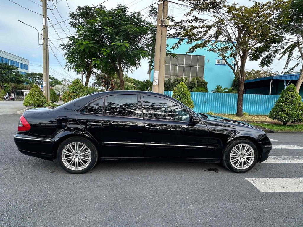 Mercedes Benz E Class 2008 E200 - 90000 km. Mua bán Ô tô tại Huyện Bình Chánh Tp Hồ Chí Minh được đăng bởi Bao  hình 6