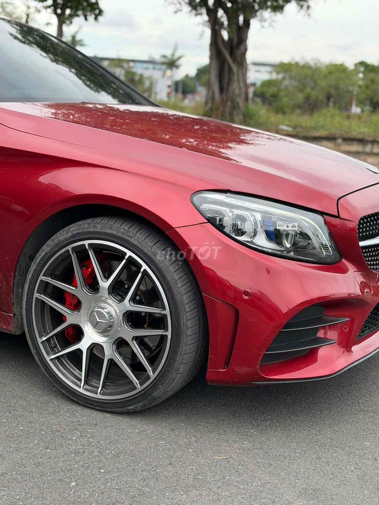 Mec C300 AMG model 2020 ngay chủ mình đứng tên , k. Mua bán Ô tô tại Thành phố Dĩ An Bình Dương được đăng bởi Nguyễn Tuấn hình 6