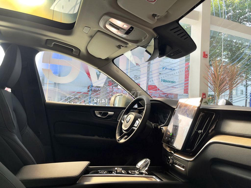 Volvo XC60 Plug-in Hybrid Ultra 2026, giao ngay. Mua bán Ô tô tại Quận 7 Tp Hồ Chí Minh được đăng bởi Volvo Car Sài Gòn hình 8