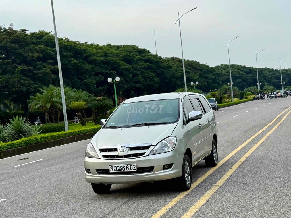 Toyota Innova 2007 G - 136000 km. Mua bán Ô tô tại Quận Long Biên Hà Nội được đăng bởi Thế Anh hình 3