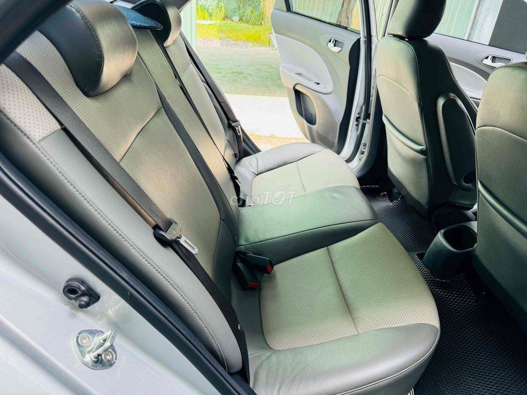 Kia Soluto 2020 bản đủ số sàn. Mua bán Ô tô tại Huyện Hóc Môn Tp Hồ Chí Minh được đăng bởi NGỌC KHANG CAR hình 10