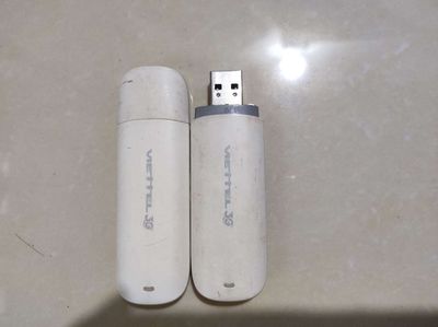 2 USB 3G Viettel E173Eu-1 freeship toàn quốc