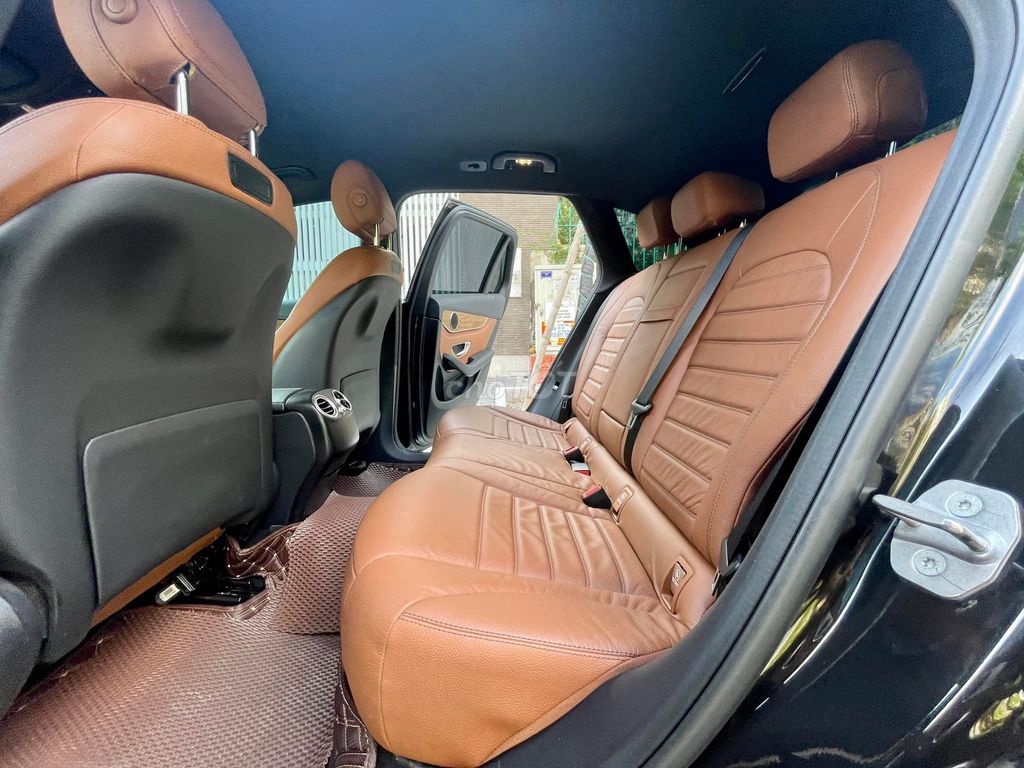 Mercedes Benz GLC 2018 250 4MATIC - 53,000 Miles.. Mua bán Ô tô tại Thành phố Thủ Đức Tp Hồ Chí Minh được đăng bởi Đức Tứ Bánh hình 15