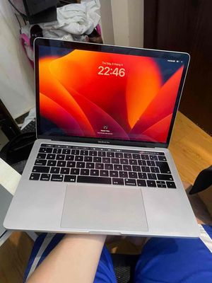 Macbook Pro 13.3 inch 16gb ram 1TB ssd đời 2018