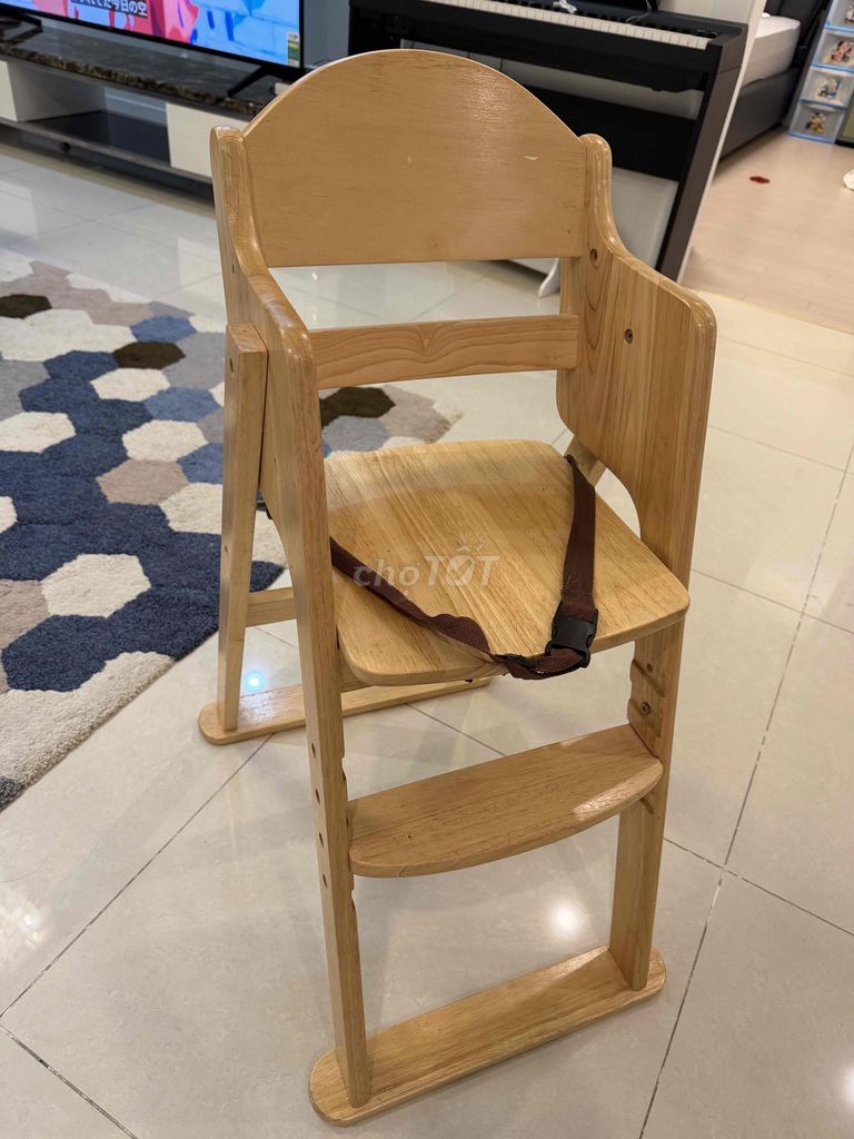 Ghế cho bé Katoji Gỗ tự nhiên. Mua bán Mẹ và bé tại Quận Bắc Từ Liêm Hà Nội được đăng bởi エルビー hình 1