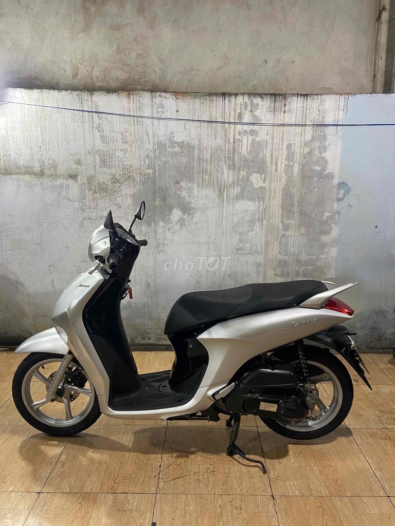 janus xe đẹp máy zin êm chất. Mua bán Xe máy tại Thành phố Dĩ An Bình Dương được đăng bởi Cửa Hàng Xe Máy Huy Khoa  hình 2