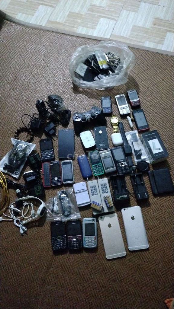 Điện thoại cổ Nokia Đa màu
