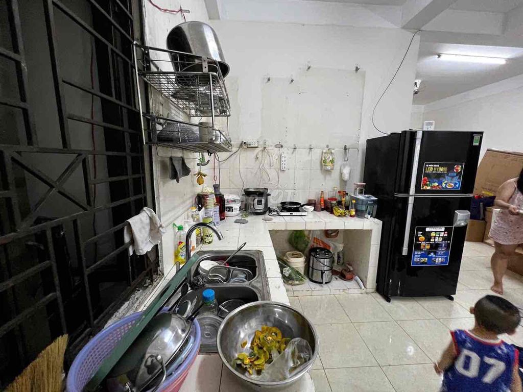 THUÊ CHUNG CƯ 70M² – RỘNG RÃI, THOÁNG MÁT, AN NINH –